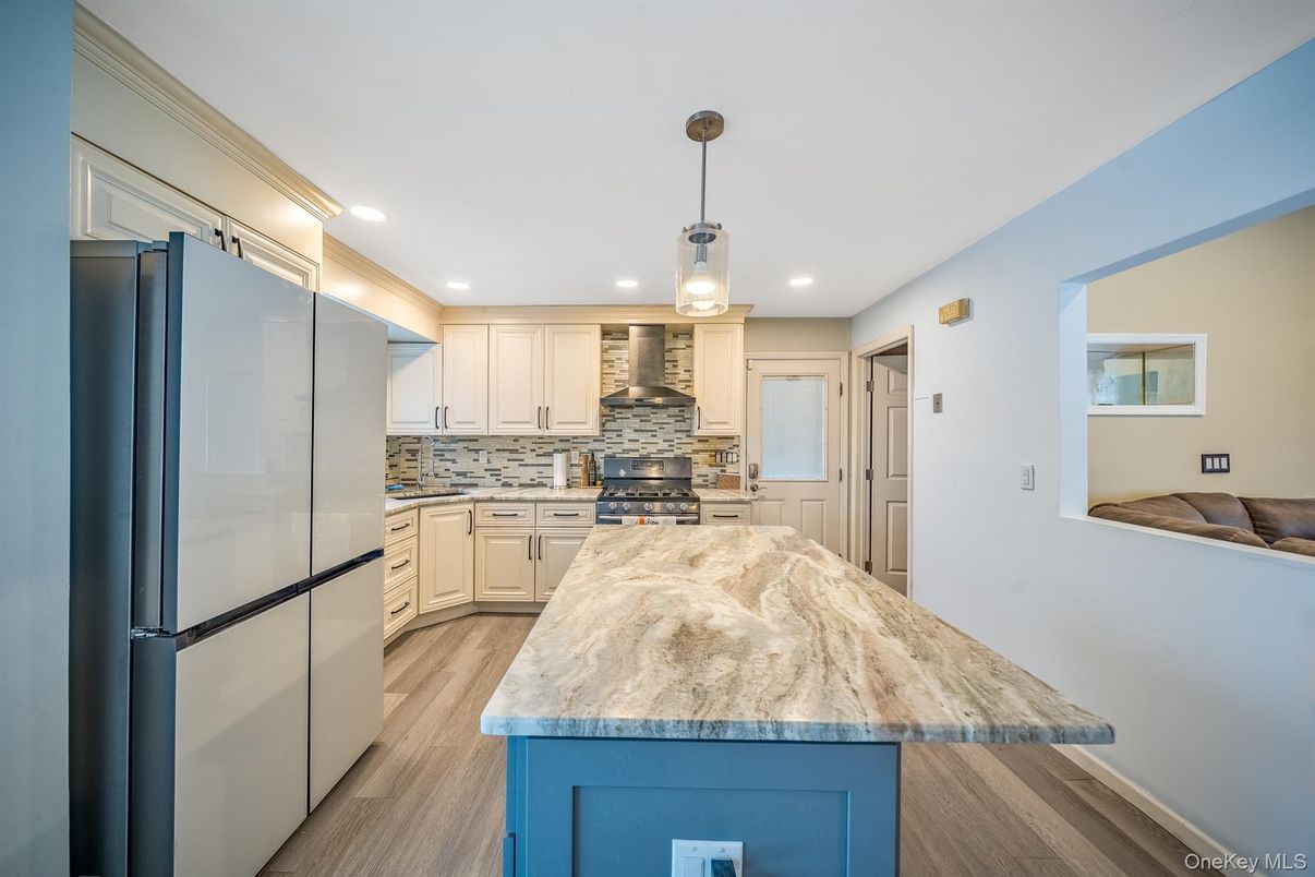 DE Listing image placeholder