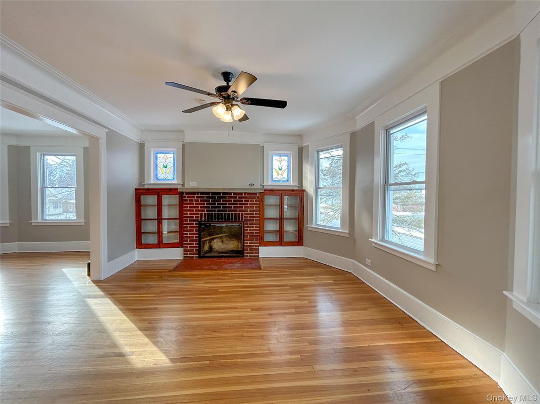 DE Listing image placeholder