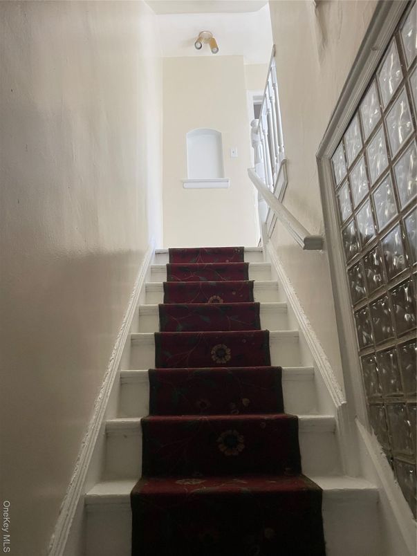 DE Listing image placeholder