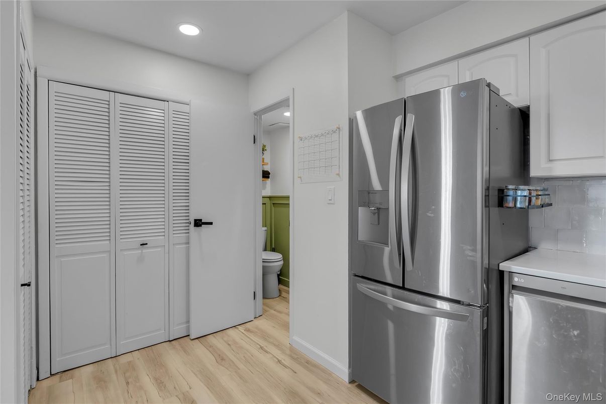 DE Listing image placeholder