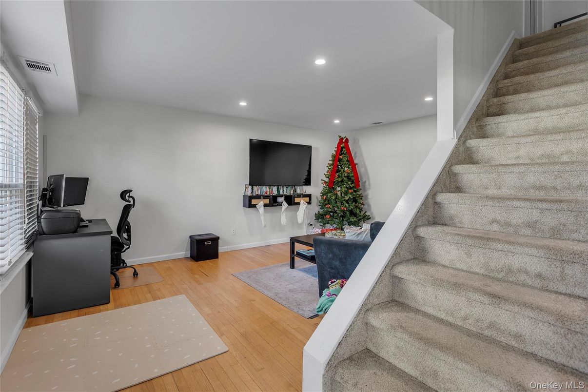 DE Listing image placeholder