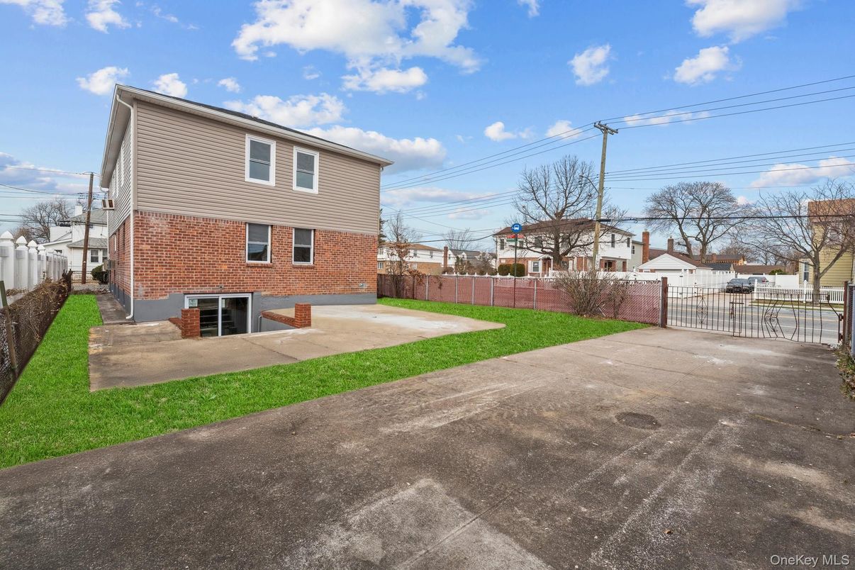 DE Listing image placeholder