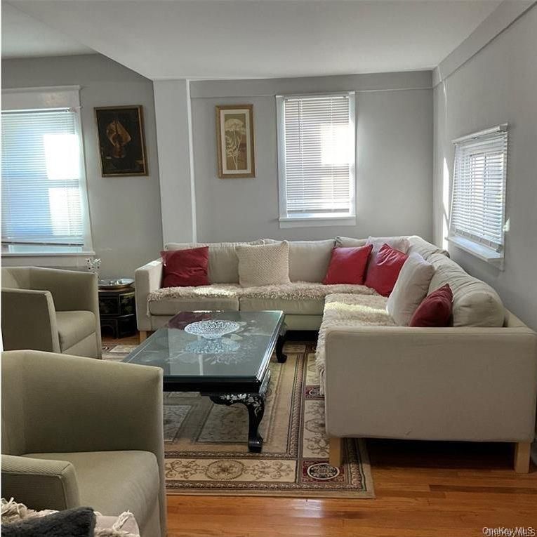 DE Listing image placeholder