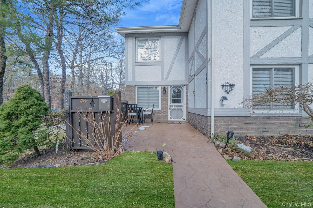 DE Listing image placeholder