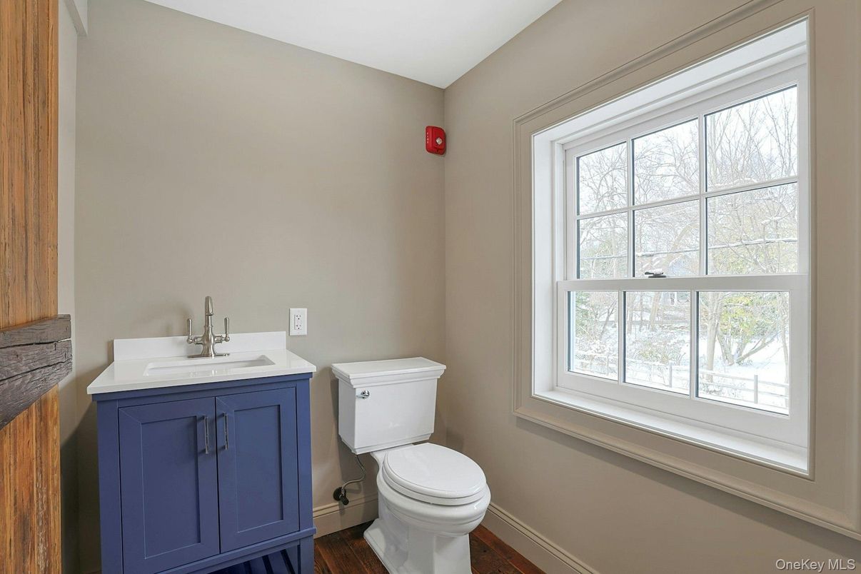 DE Listing image placeholder