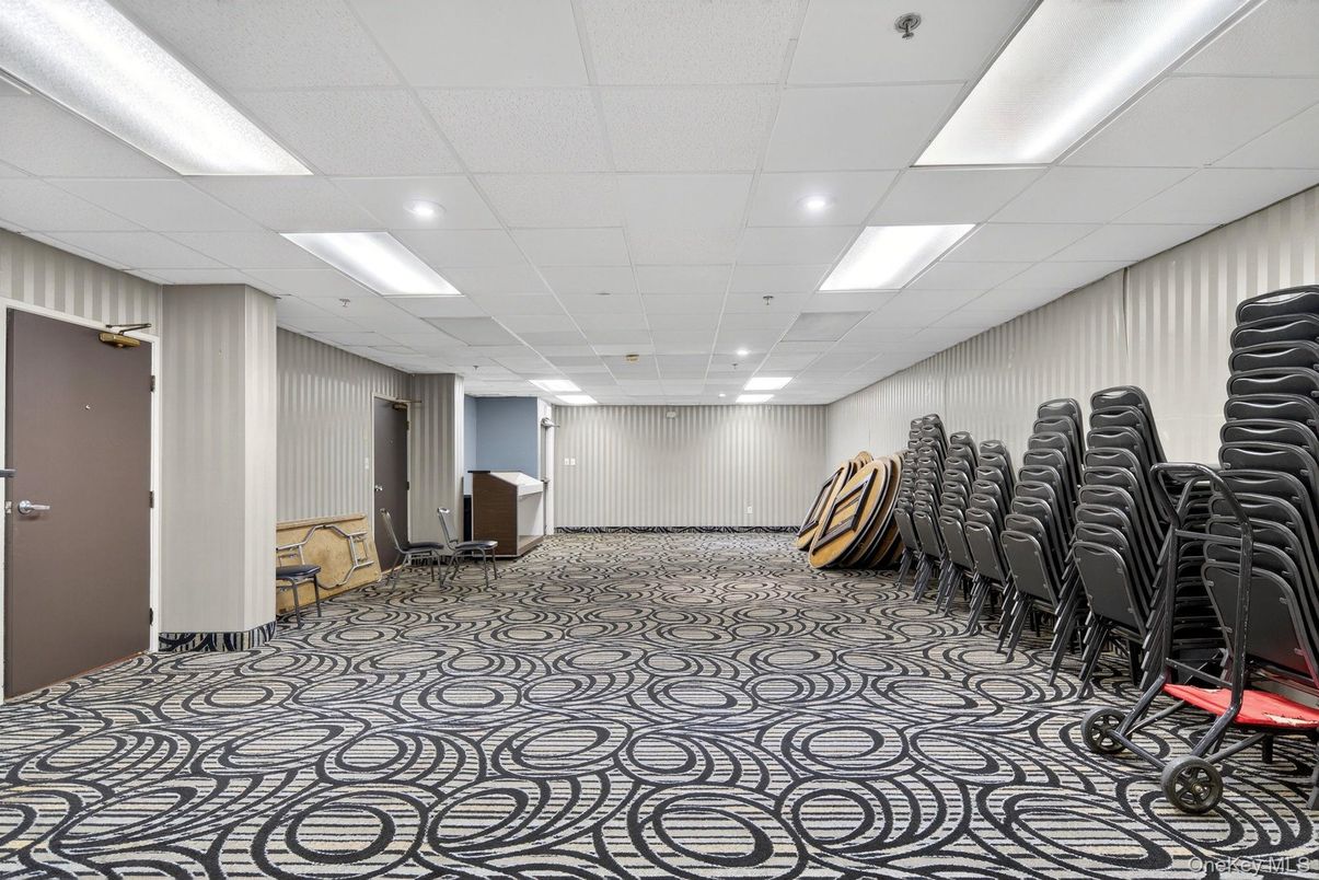 DE Listing image placeholder