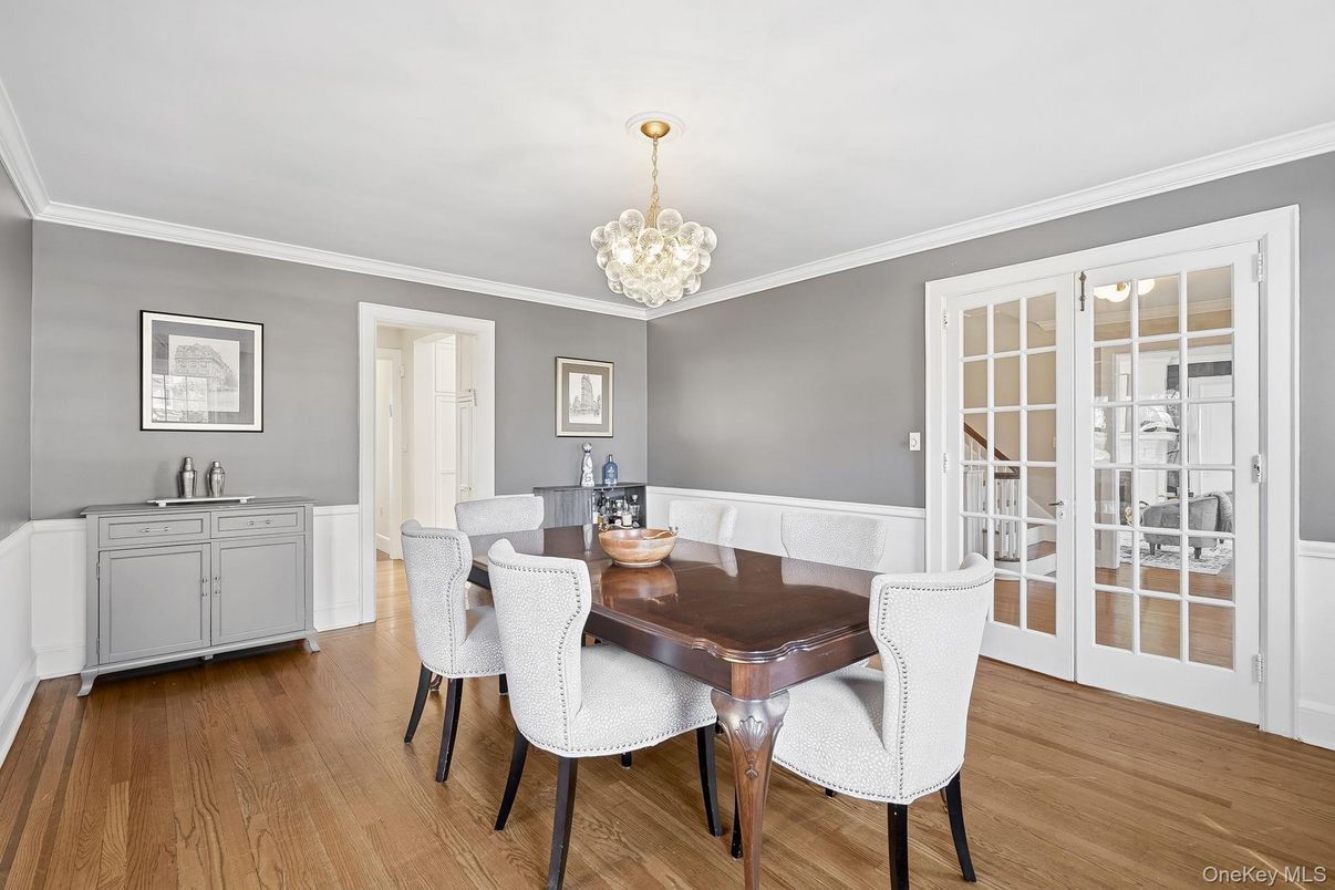 Chandelier, Dining room, Interior, Wood Texture Flooring