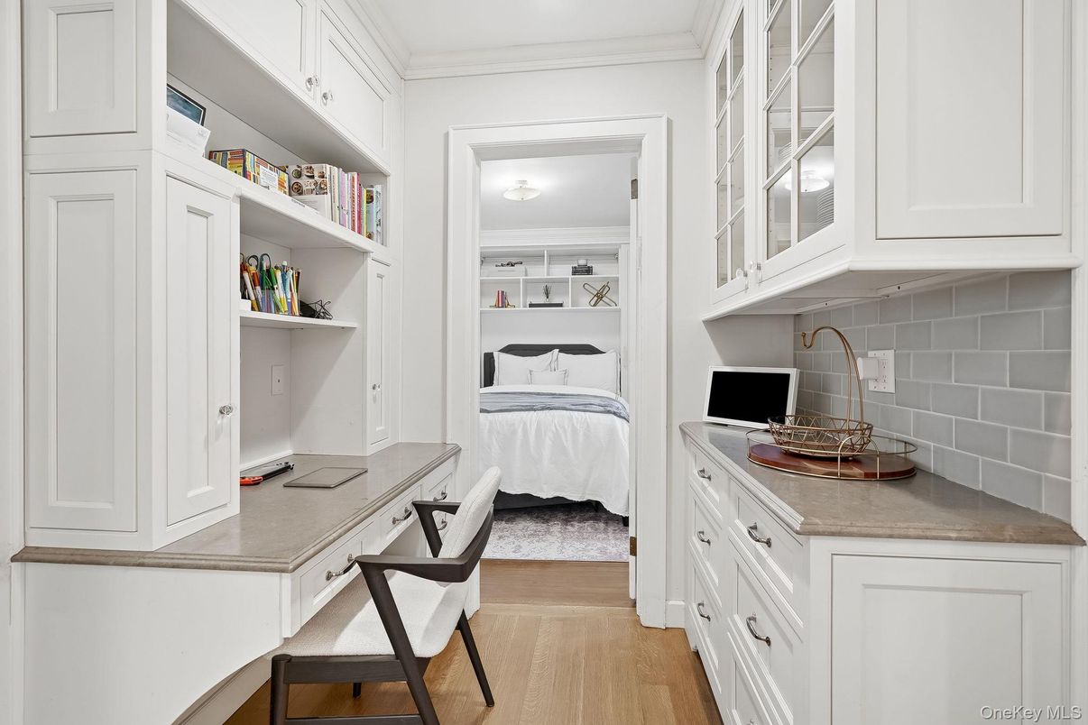 Bedroom, Home Office, Interior, Wood Texture Flooring