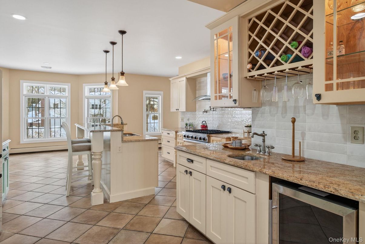 Dining room, Interior, Kitchen, Pendant Lights, Recessed Lighting