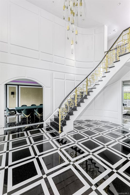 DE Listing image placeholder