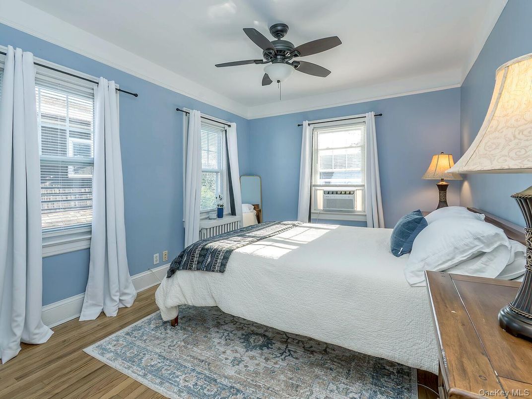 DE Listing image placeholder