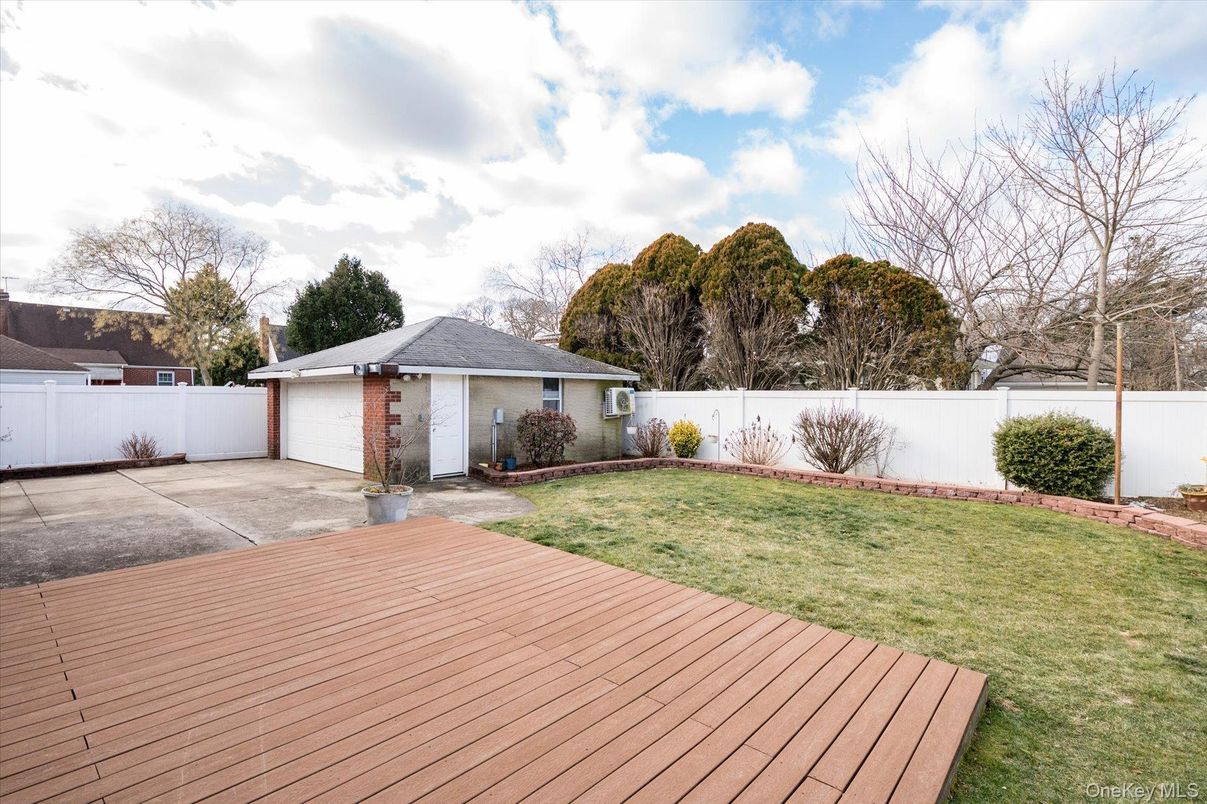 DE Listing image placeholder