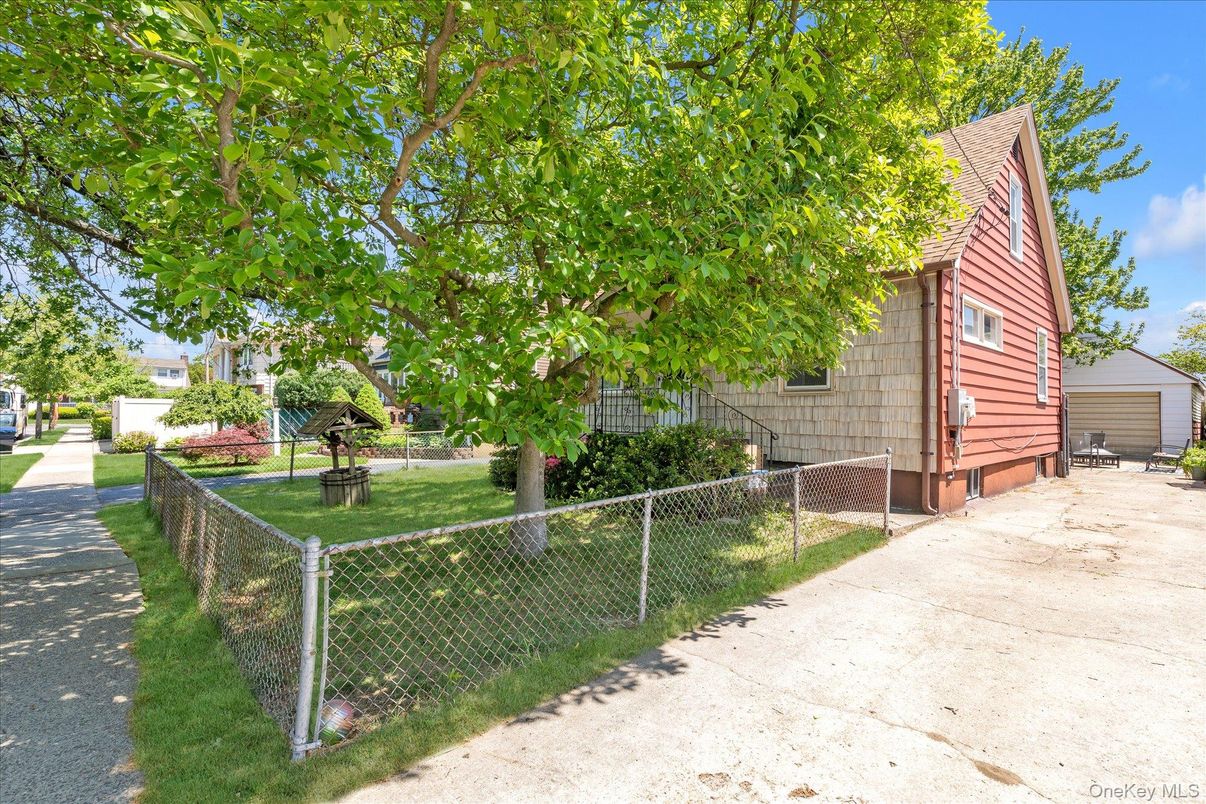 DE Listing image placeholder