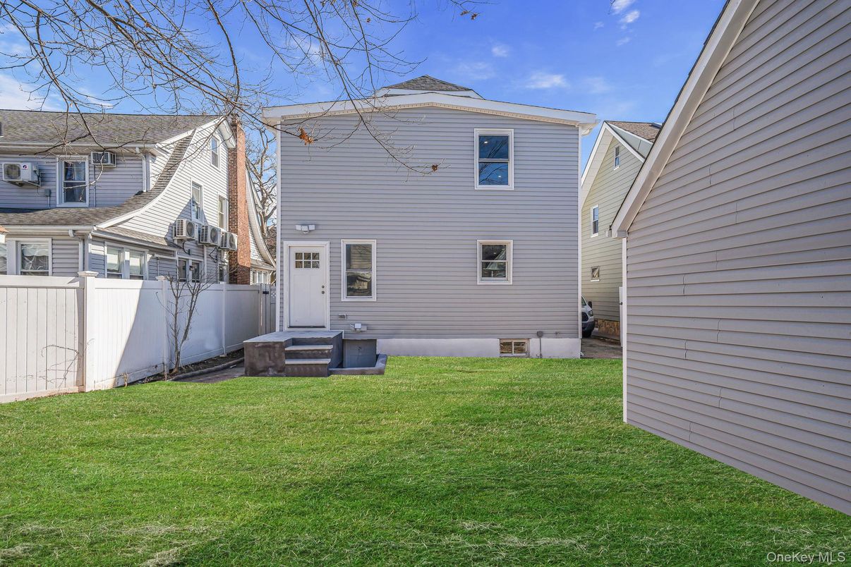 DE Listing image placeholder