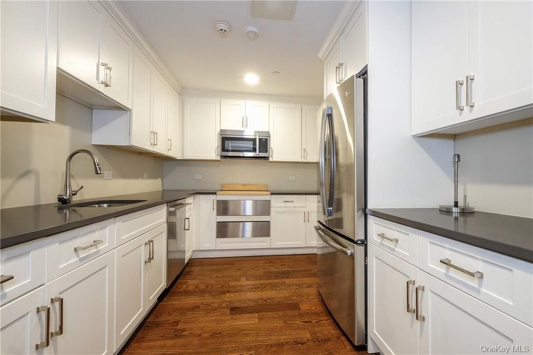 DE Listing image placeholder