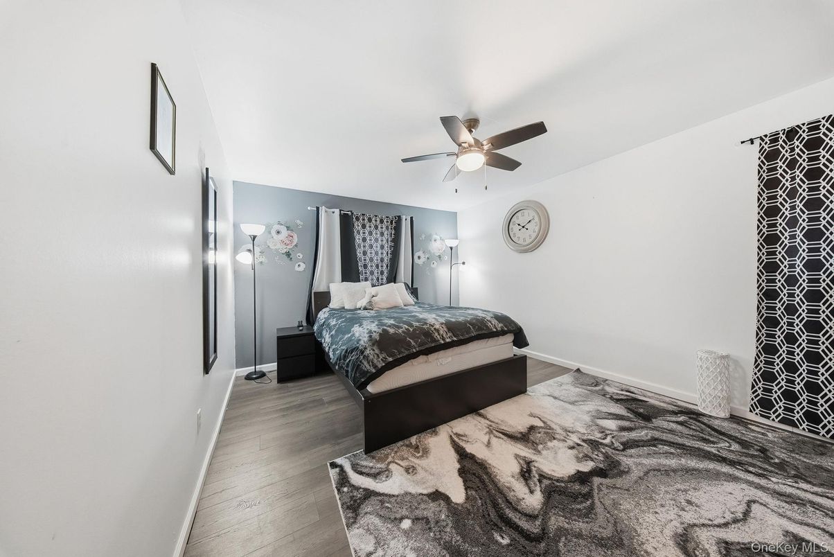 DE Listing image placeholder