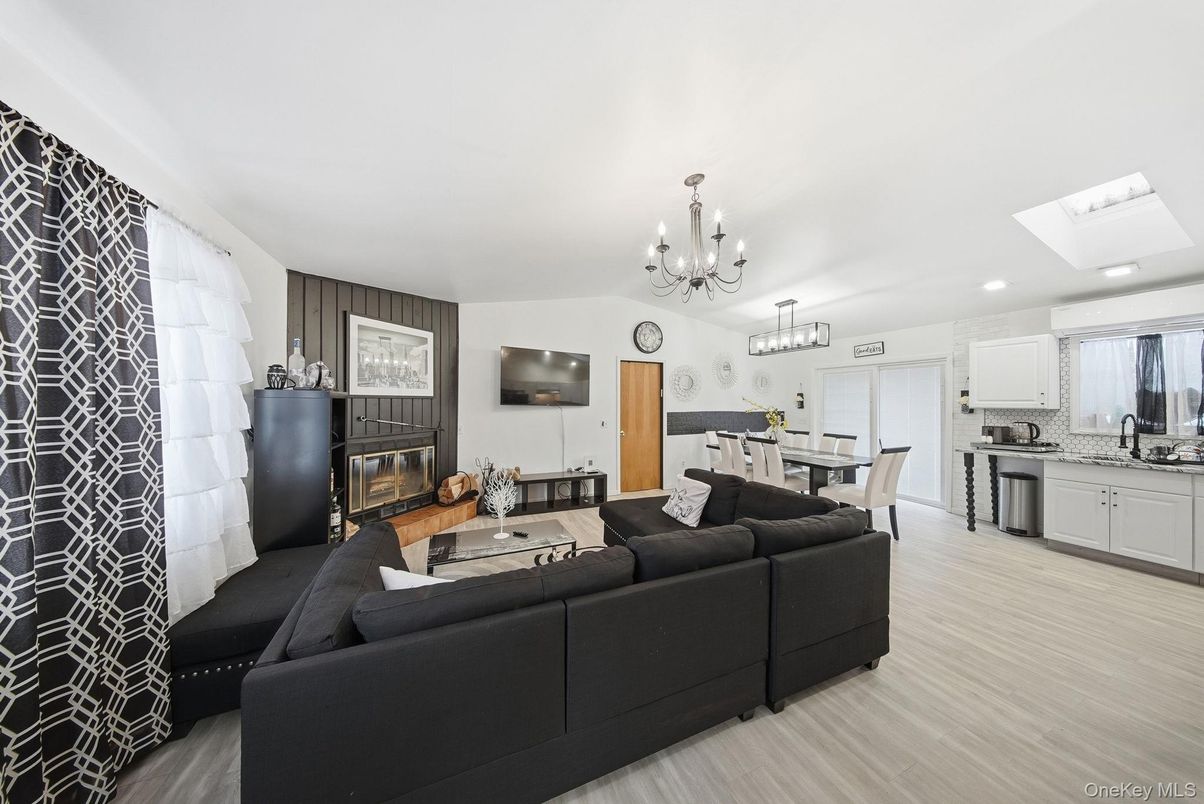 DE Listing image placeholder