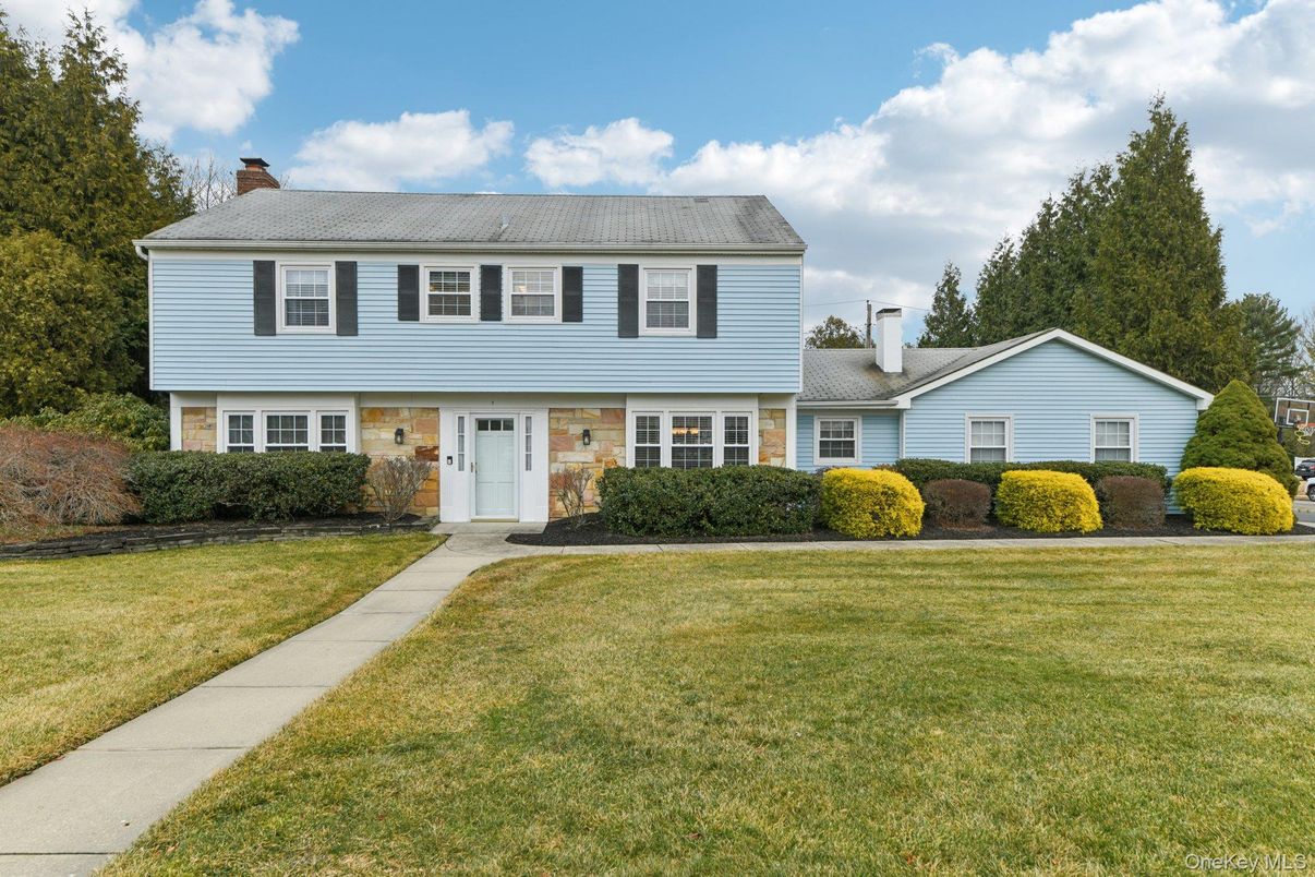 Exterior, Facade, Georgian