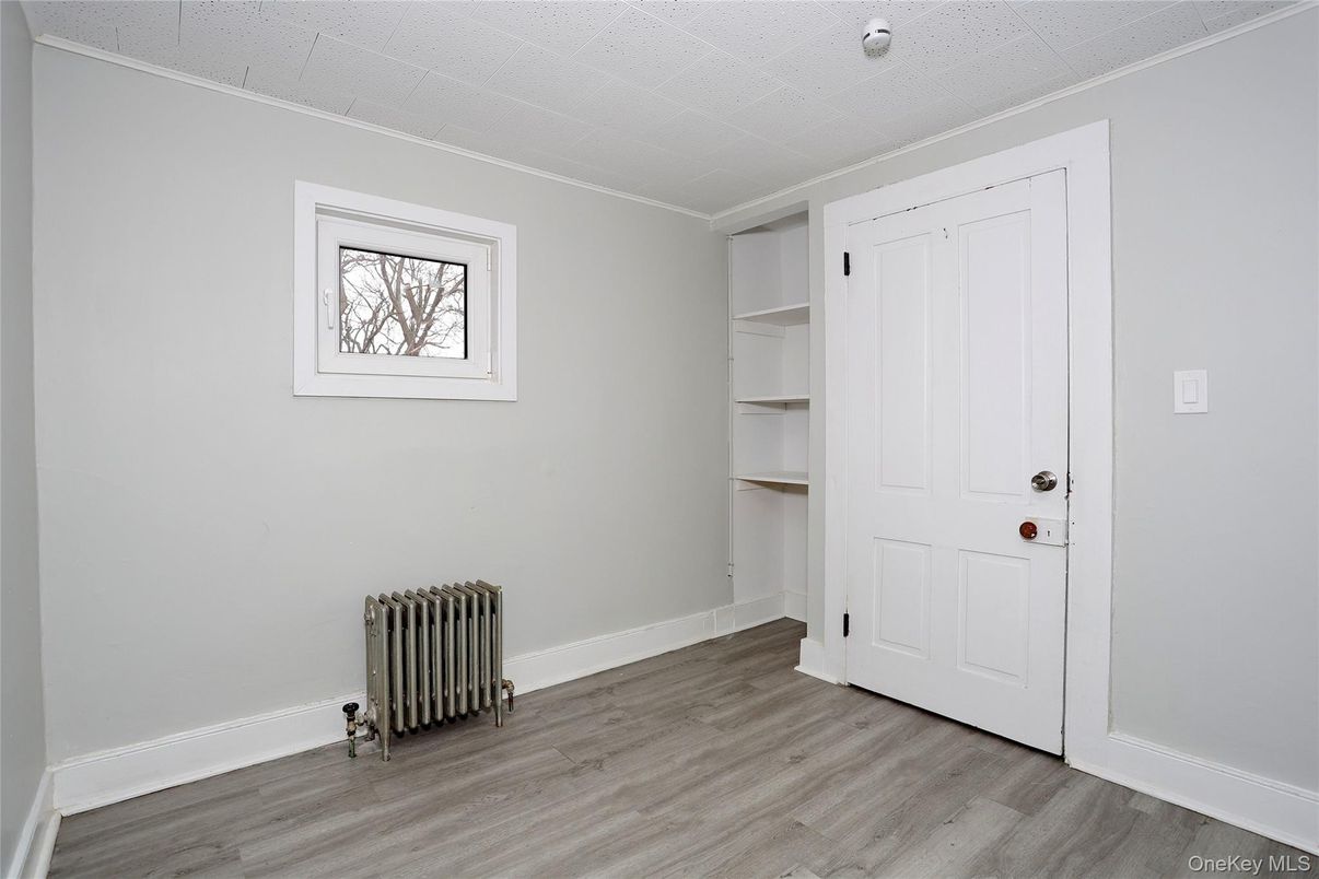 DE Listing image placeholder