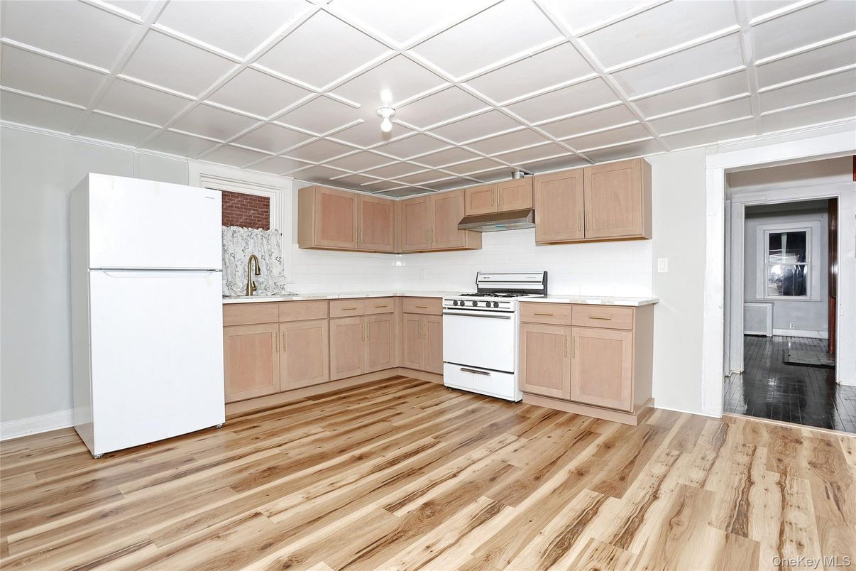 DE Listing image placeholder