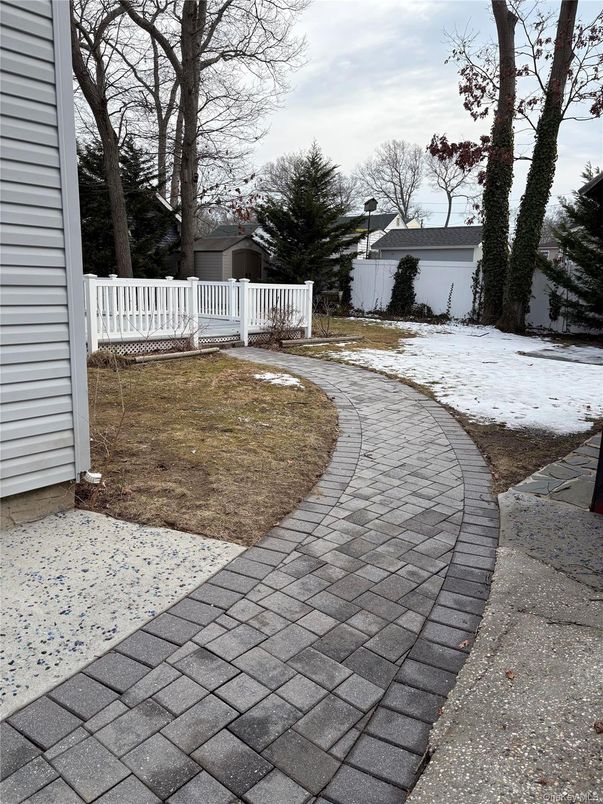 DE Listing image placeholder