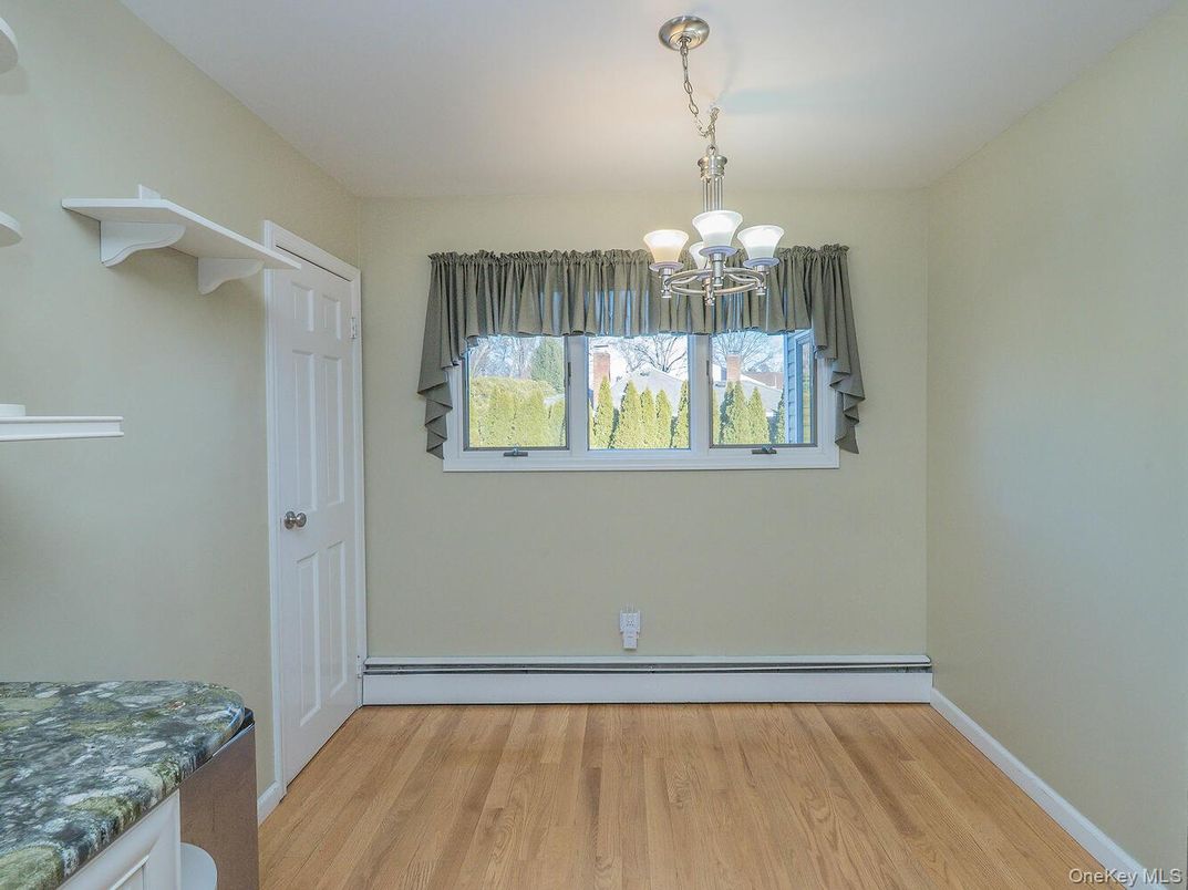 Chandelier, Empty room, Interior, Wood Texture Flooring