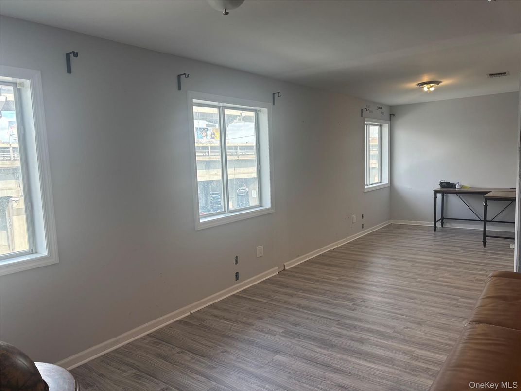 DE Listing image placeholder