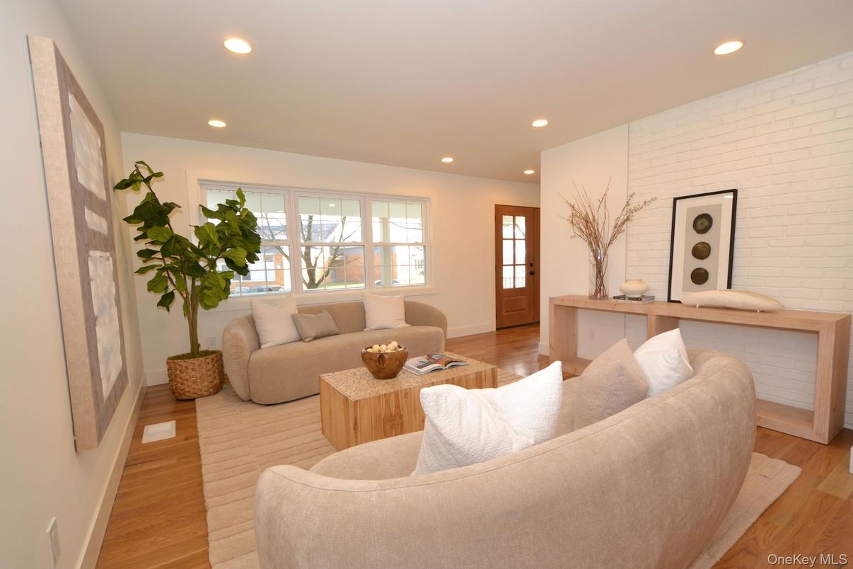 DE Listing image placeholder