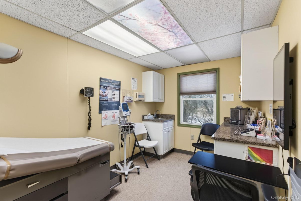 DE Listing image placeholder