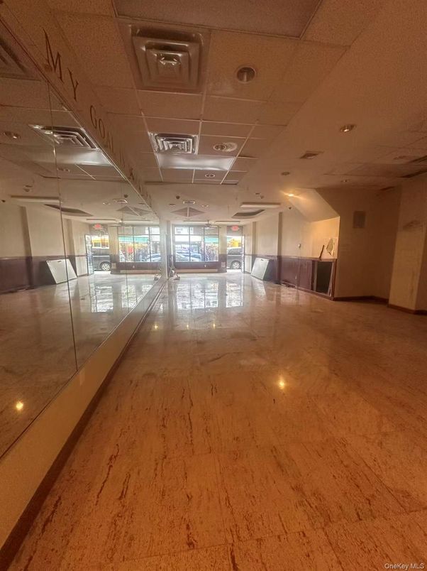 DE Listing image placeholder