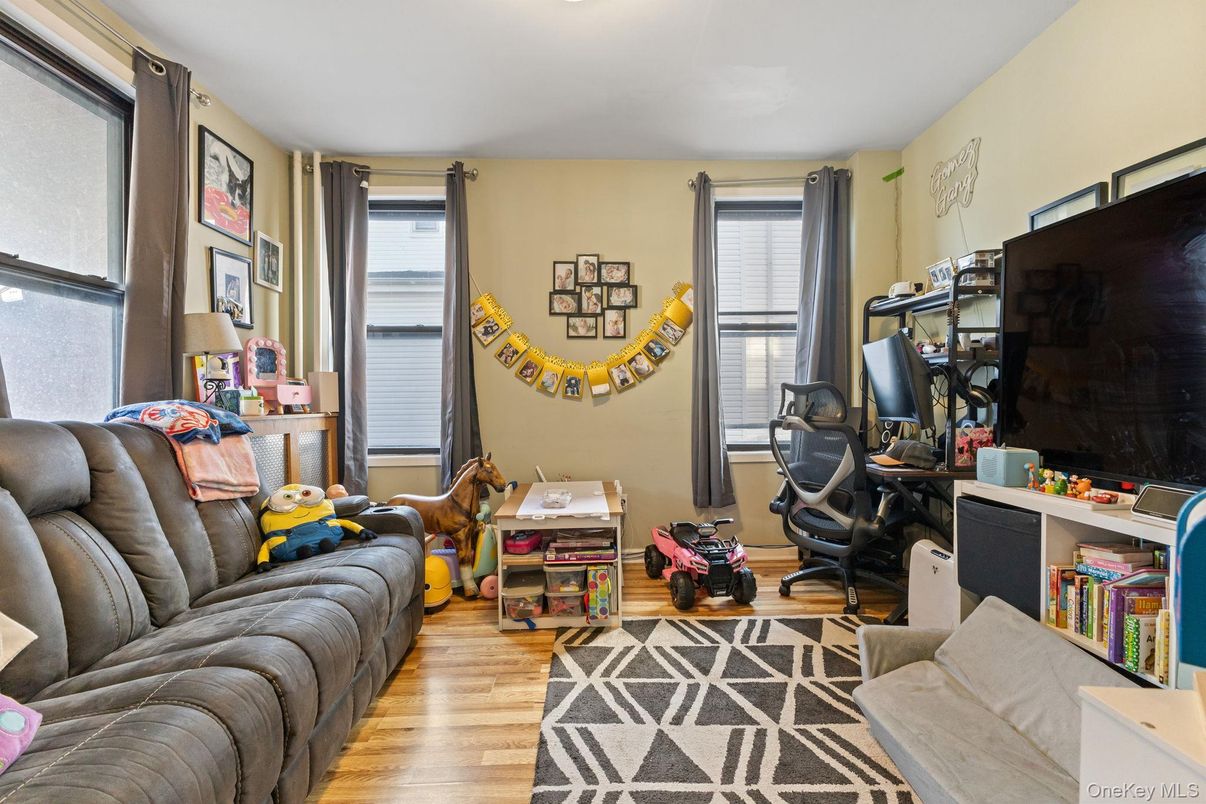 DE Listing image placeholder