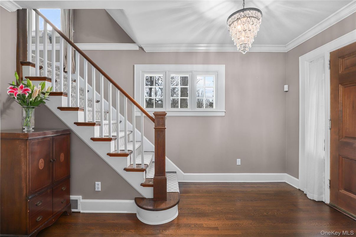 Chandelier, Interior, Wood Texture Flooring