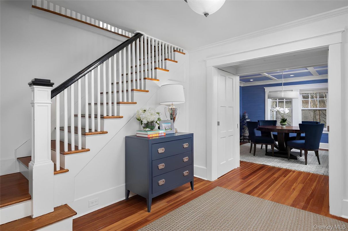 Dining room, Interior, Pendant Lights, Recessed Lighting, Wood Texture Flooring