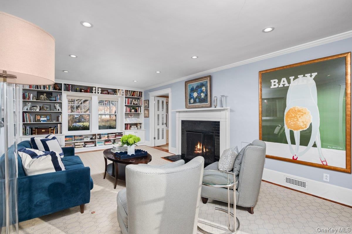 Fireplace, Interior, Living room, Recessed Lighting