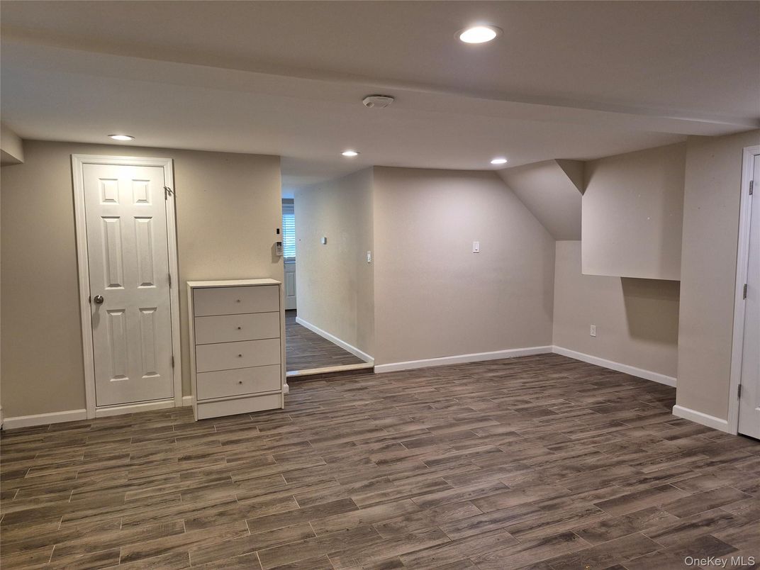 DE Listing image placeholder