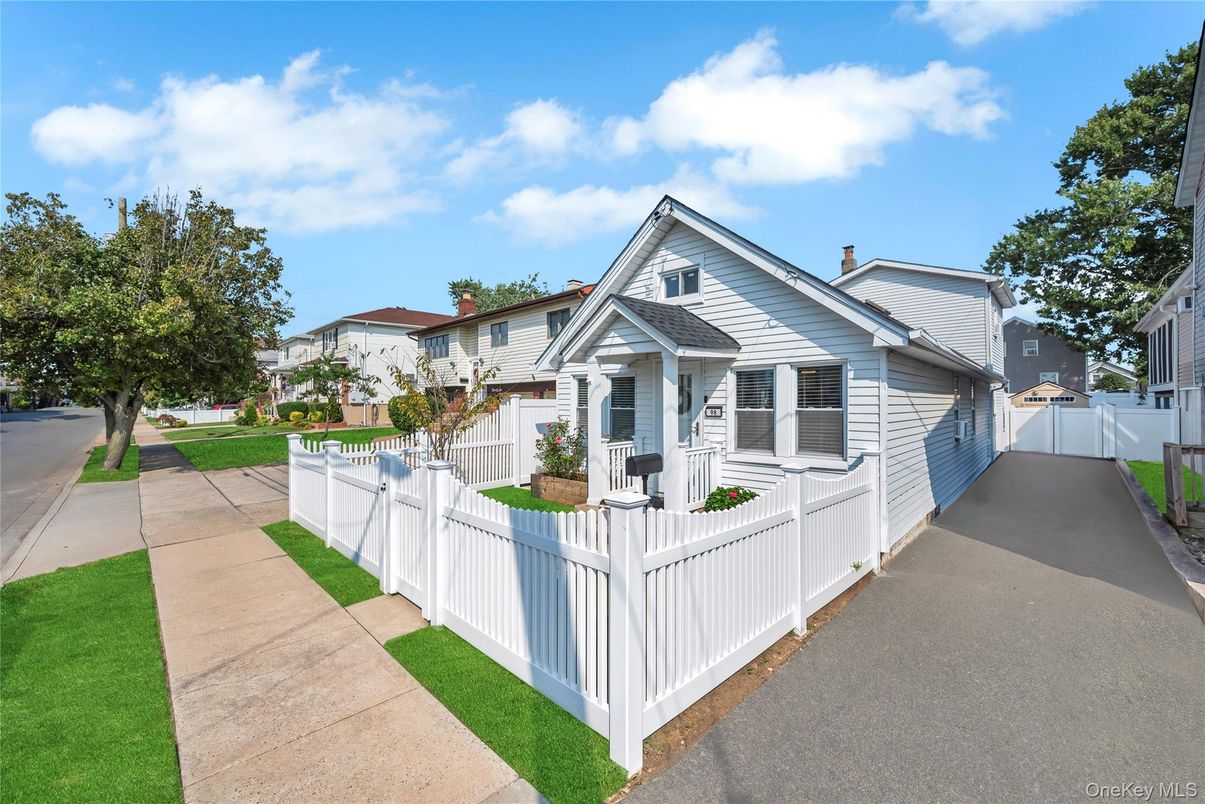 DE Listing image placeholder