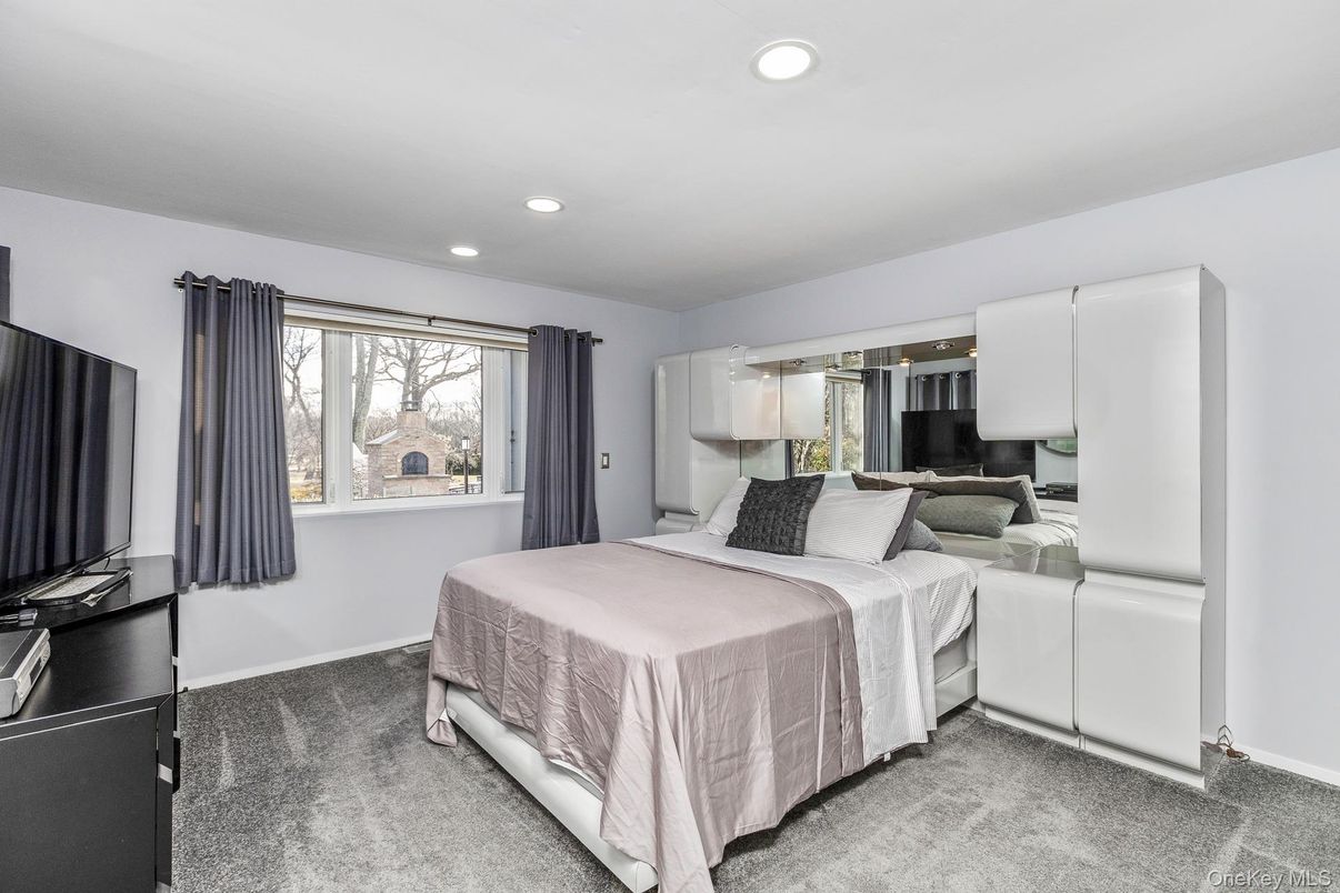 DE Listing image placeholder