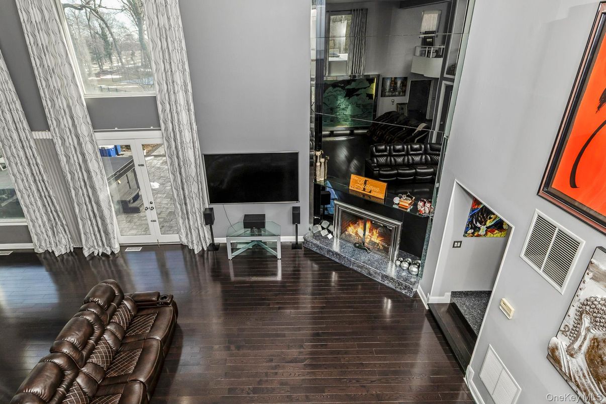 DE Listing image placeholder