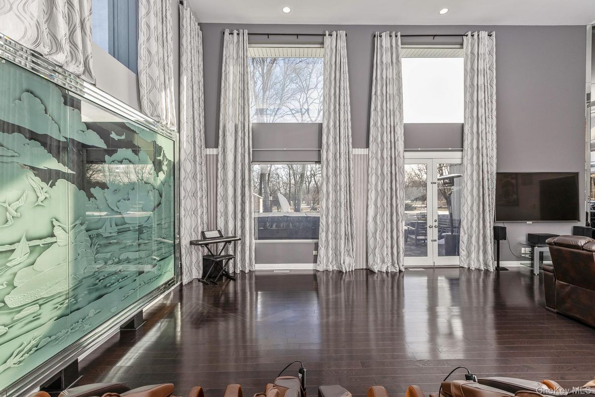 DE Listing image placeholder