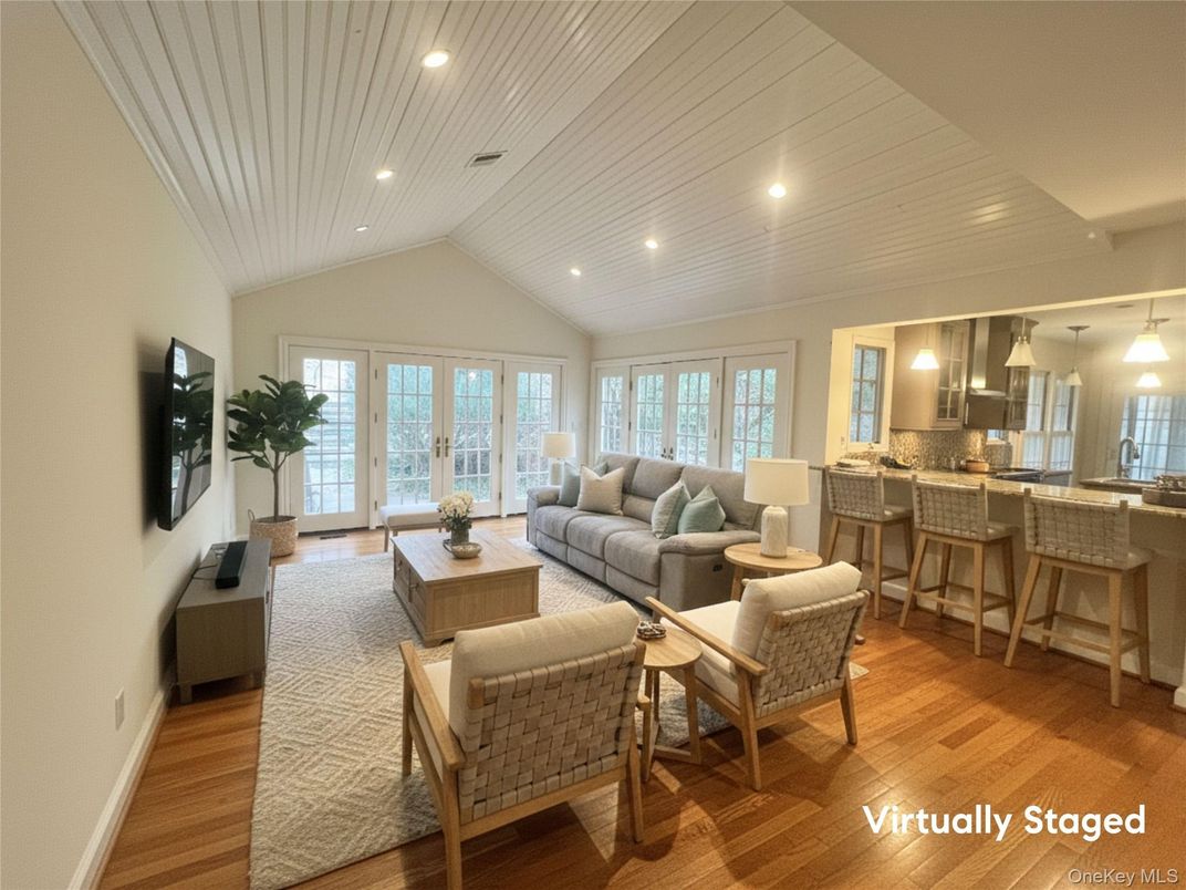 Interior, Kitchen, Living room, Pendant Lights, Recessed Lighting, Wood Texture Flooring