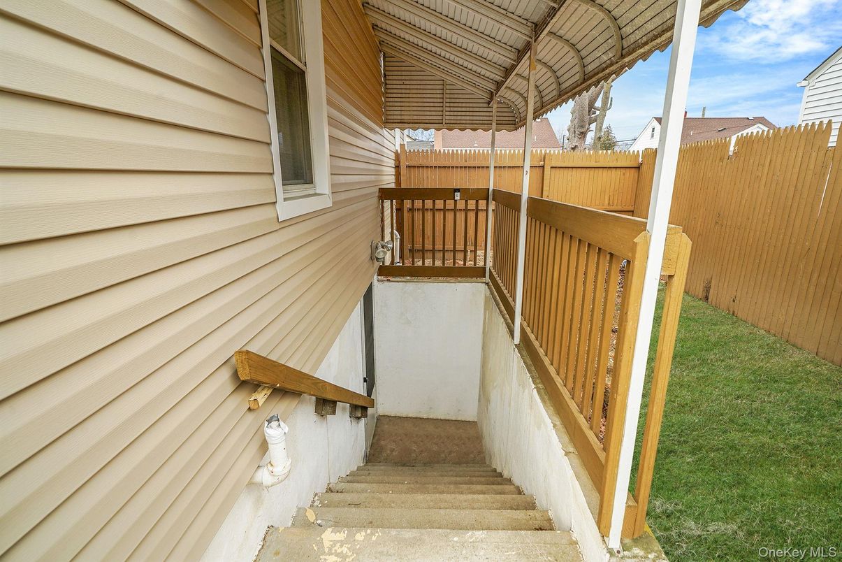 DE Listing image placeholder