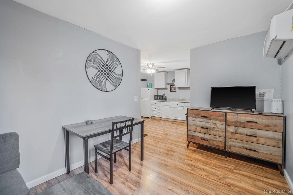 DE Listing image placeholder