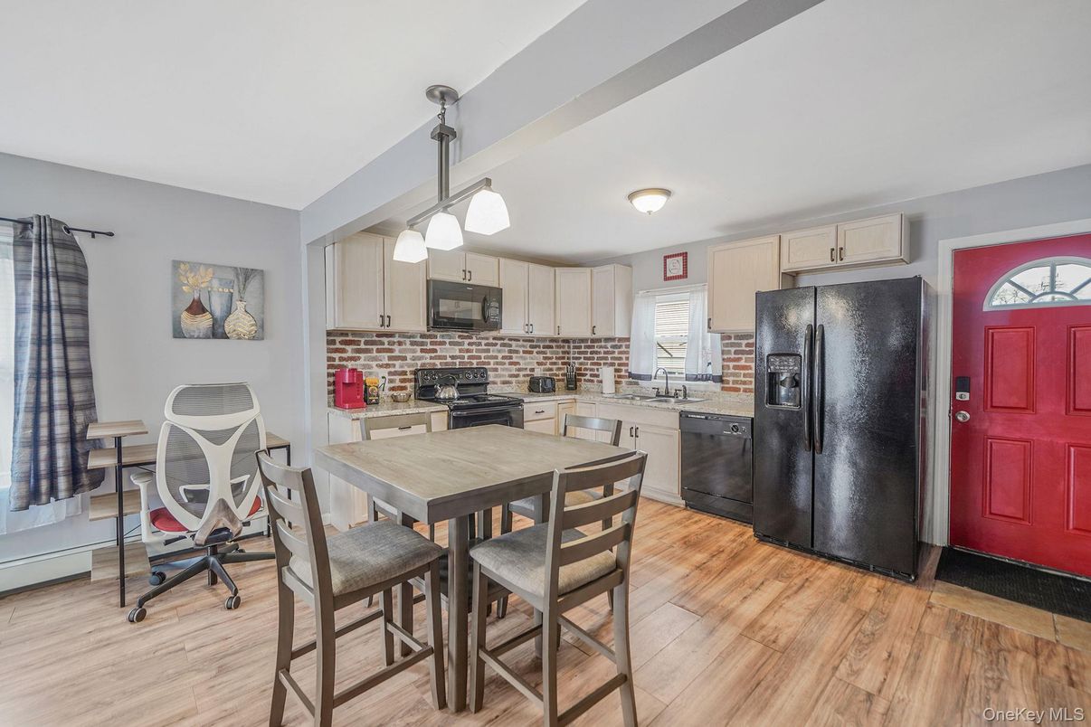 Dining room, Interior, Kitchen, Pendant Lights, Wood Texture Flooring