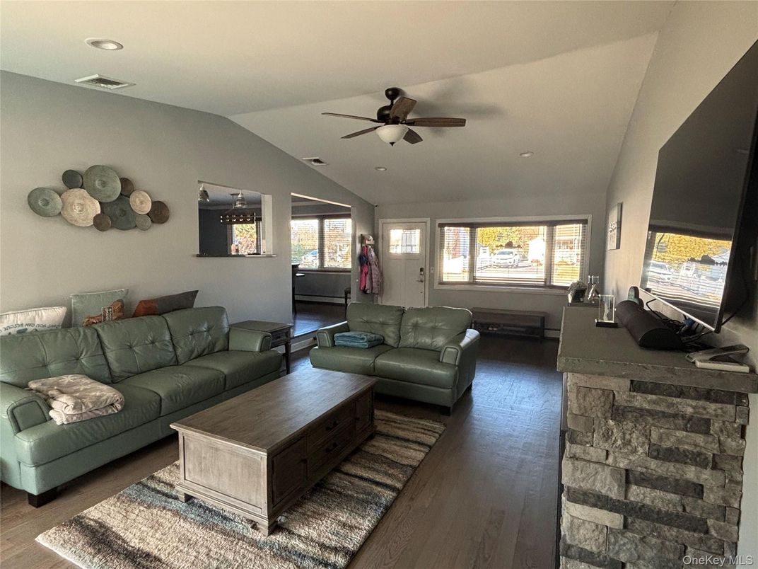 Interior, Living room, Recessed Lighting, Stone Walls, Wood Texture Flooring