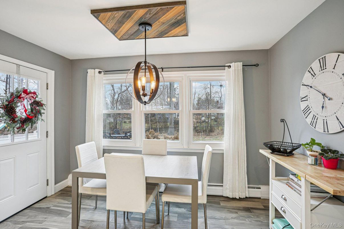 Chandelier, Dining room, Interior, Pendant Lights, Wood Texture Flooring
