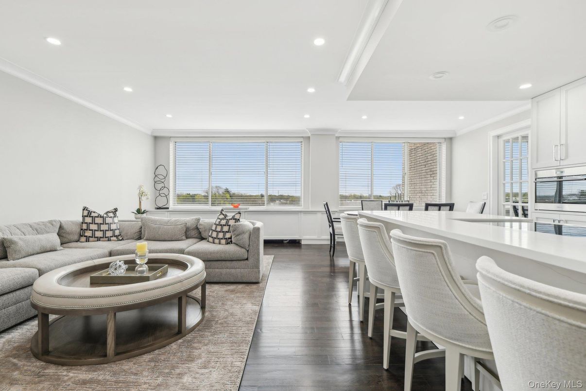 Dining room, Interior, Kitchen, Living room, Recessed Lighting, Wood Texture Flooring