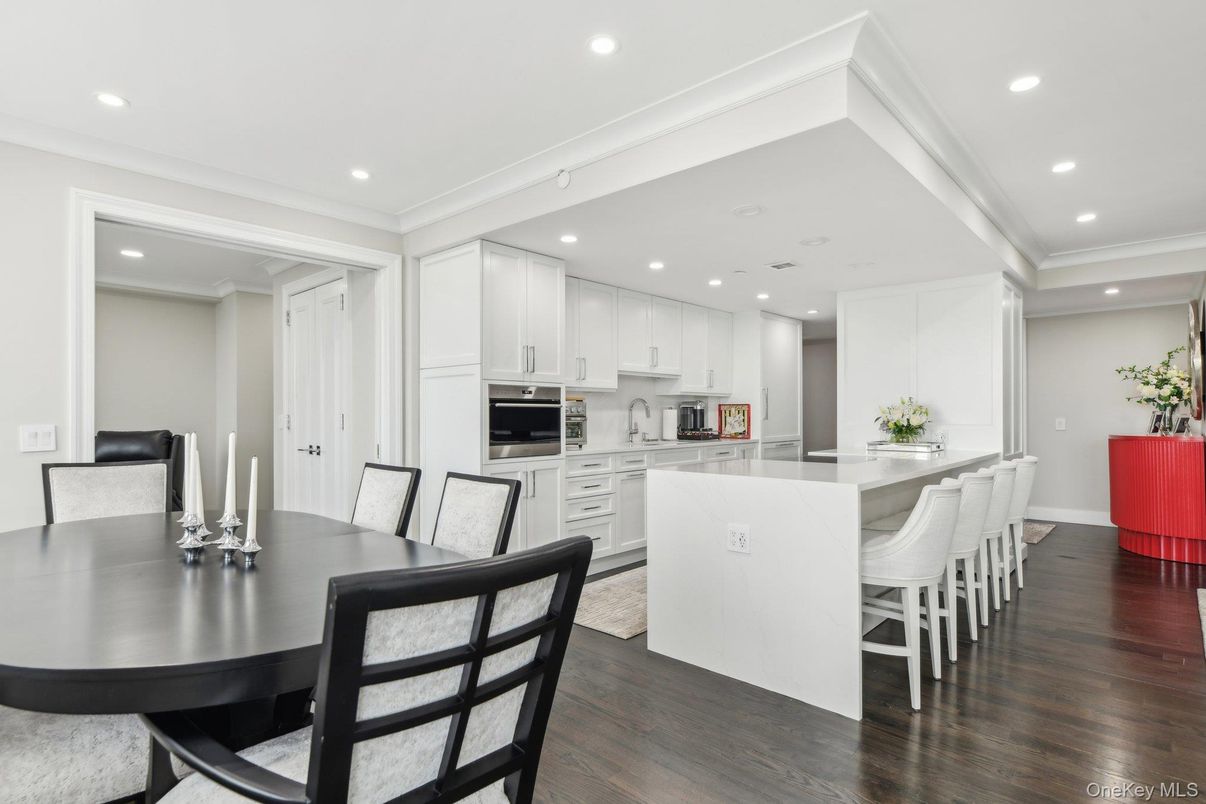 Dining room, Interior, Kitchen, Recessed Lighting, Stainless Steel Appliances, Wood Texture Flooring