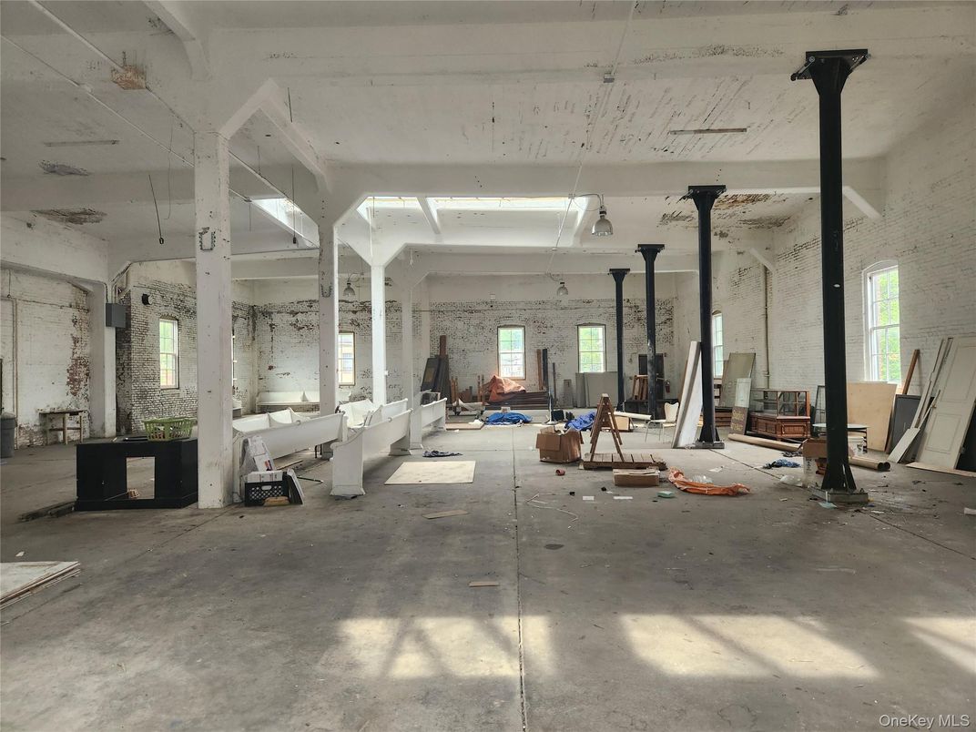 Fitness Equipment, Interior, Stone Walls