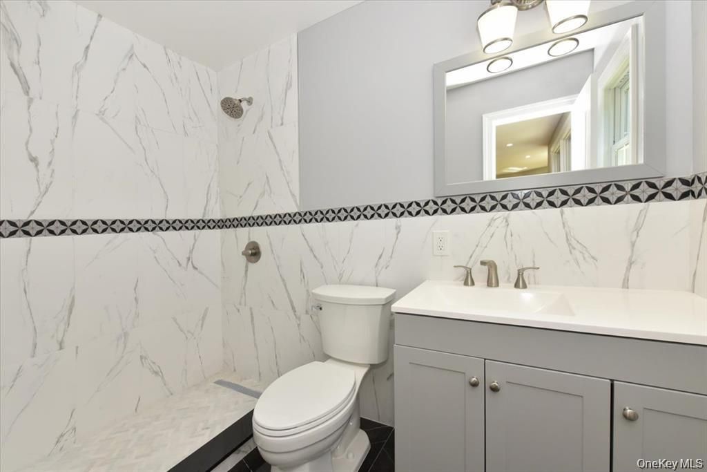 Bathroom, Interior, Marble Walls