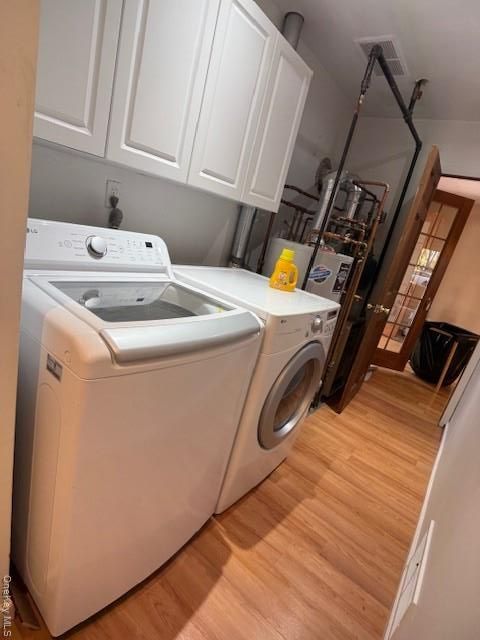 Interior, Washer, Wood Texture Flooring